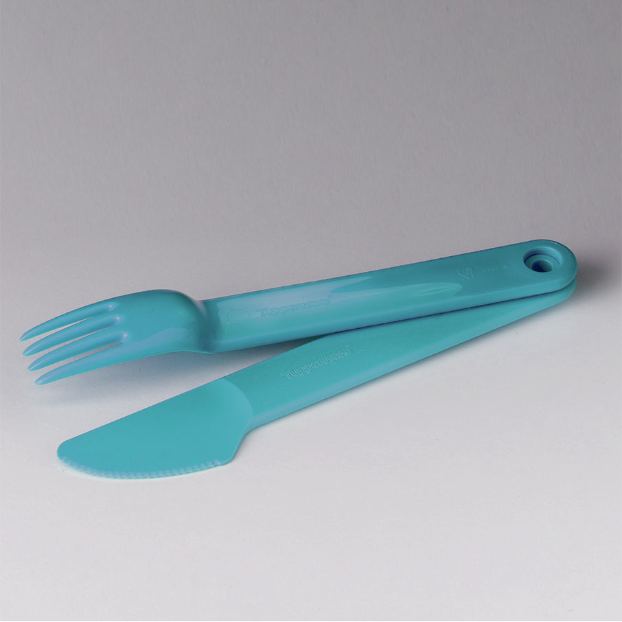 Tupperware Salad on the Go Set Lunch Keeper 6.25 Cup Bowl, Fork, Knife and  Midget Blue Green
